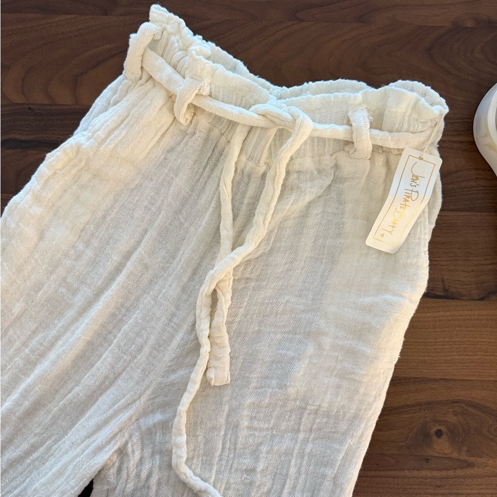White Beach Pants- BNWT Jen’s Pirate Booty